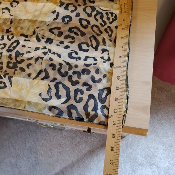 Animal Print Scarf - Picture 6 of 6